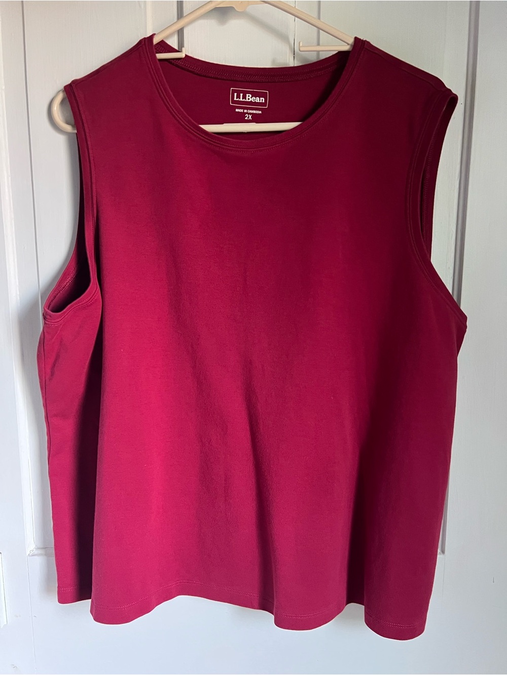 L.L. Bean Women's Sleeveless Tank Top - Burgundy size 2XL